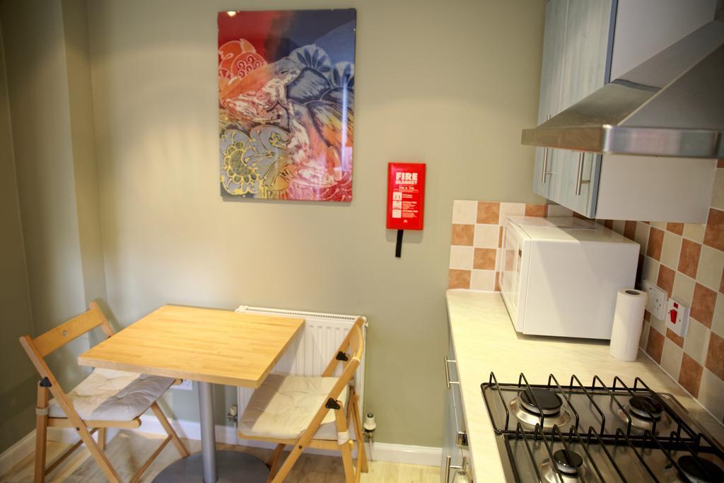 3Mac Dunfermline Self-Catering Apartment חדר תמונה