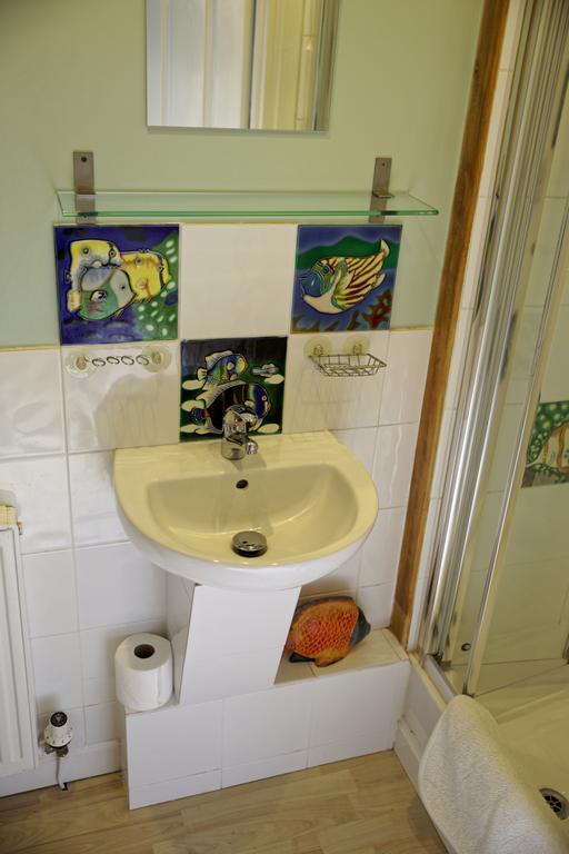 3Mac Dunfermline Self-Catering Apartment חדר תמונה