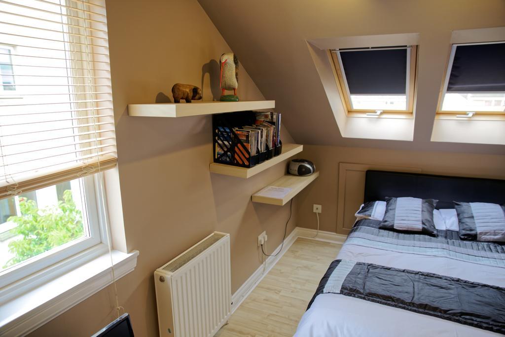3Mac Dunfermline Self-Catering Apartment חדר תמונה